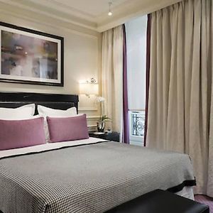 Camera standard con letto queen size